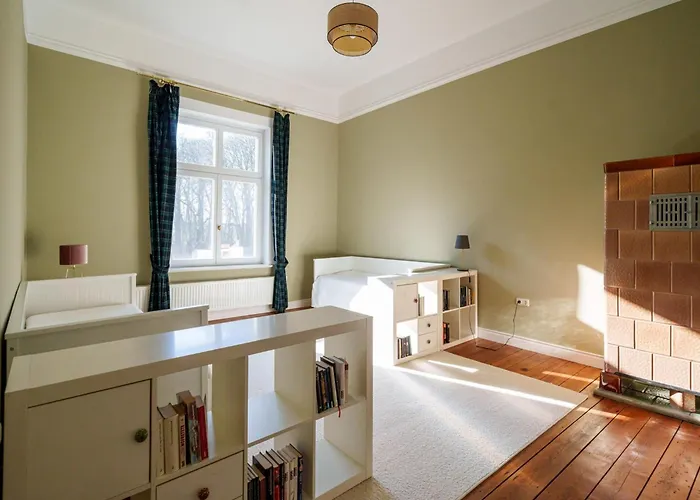 Manor Lakeside Escape * Laase