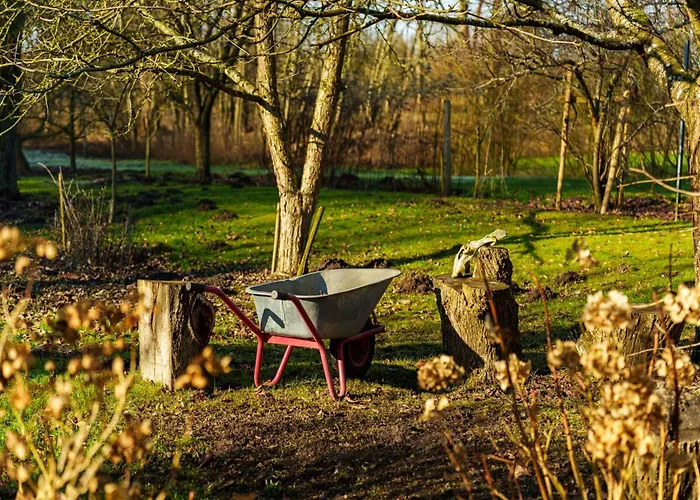 Manor Lakeside Escape 度假居